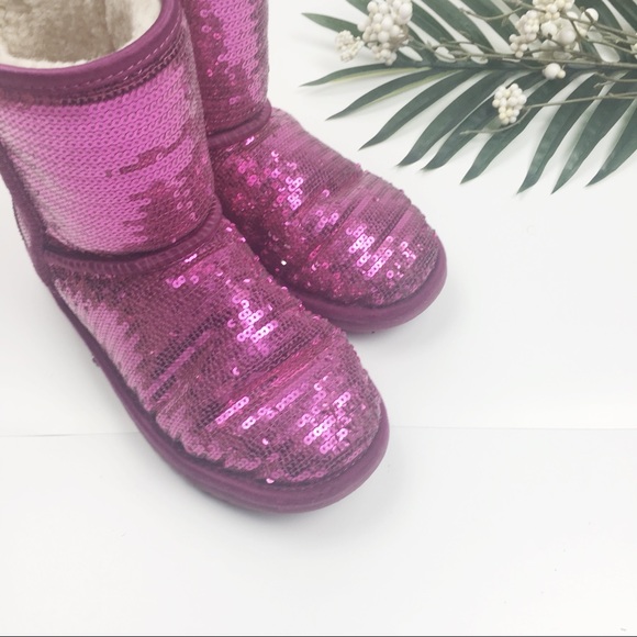 Pink Sequin classic short Uggs - Picture 4 of 8